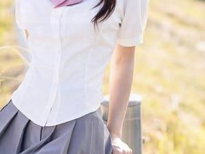 秀人网 – 在体操服的包围中，Olivia童安琪的写真集，哪个动作都像是在偷天的懒，被我发现了的那种。