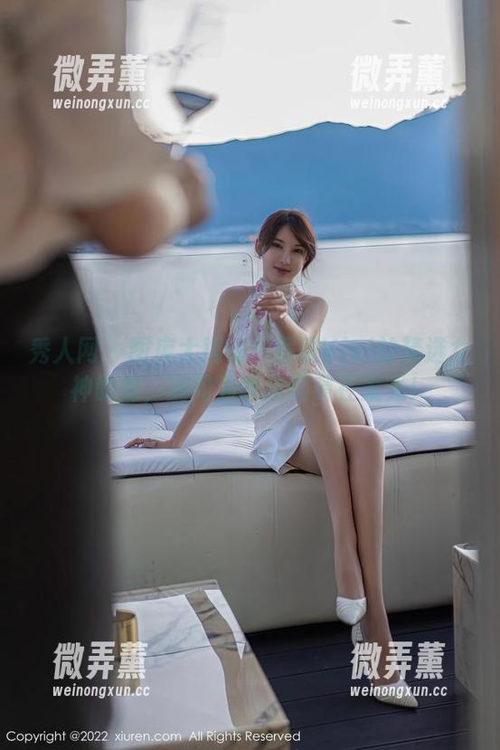 秀人网 - 图库大揭秘：慧敏Vivi的精选女神时刻，别问为啥我眼睛在发光！