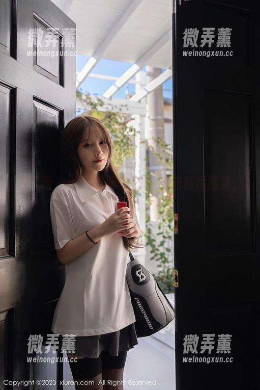 秀人网 - 职场制服+美腿=言沫私房图集，来一张不想走开！