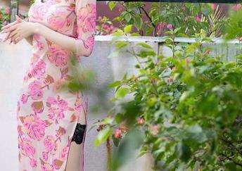 秀人网 – 呼唤夏天！最新户外写真，还是陈梵妮把自然变成了游乐场！