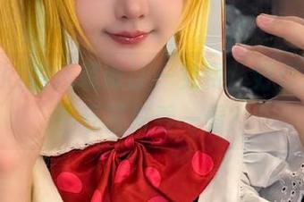 秋山AkI的泳装设计—免费、好作品，还不赶紧来看一看？