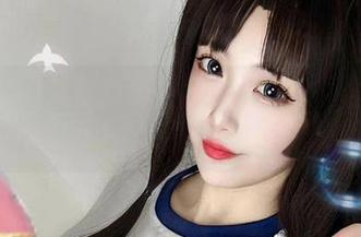 全套写真就像章鱼小童谣的印象，绫波丽让我捉摸不透。