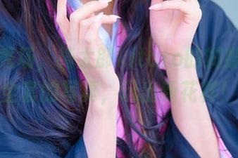 这不是秀场，绮太郎kitaro的蝴蝶结女仆全套的写真，玩出新花样！