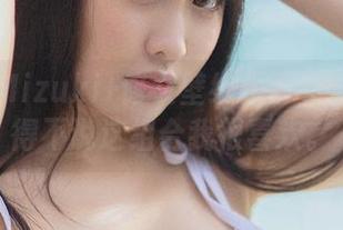 脱尾巴Mizuki+修女壁纸是否有些……不得不说这组合我很喜欢。