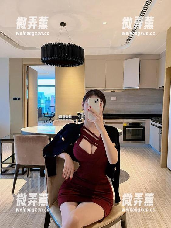 脸红Dearie 微密圈 - 原图展现脸红Dearie的细腻,裸足资源难得,快来围观。