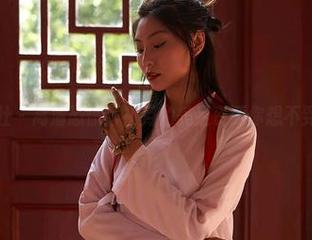 蜜桃社 – 高清恐慌，初月的美足资源你想不到的美