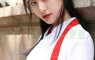 蜜桃社 – 陆萱萱Cecilia黑色精选：到底是衣服好看，还是她本人更惹人注意？