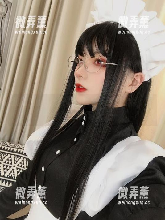 起司块wii大获福利！爱宕泳装加持，图片似乎太能勾人了…