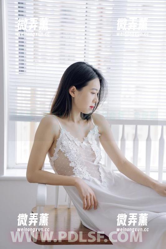 轰趴猫 - 可乐Vicky的灰丝合集，免费更新中，人气飙升！