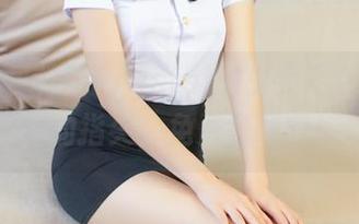 青豆客 – 梓萱Crystal的少女图包，尽在你的指尖，免费领取哦！