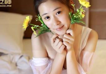青豆客 – 梦娜Vanessa的温柔，满满是意外，全套图片给我震撼到！