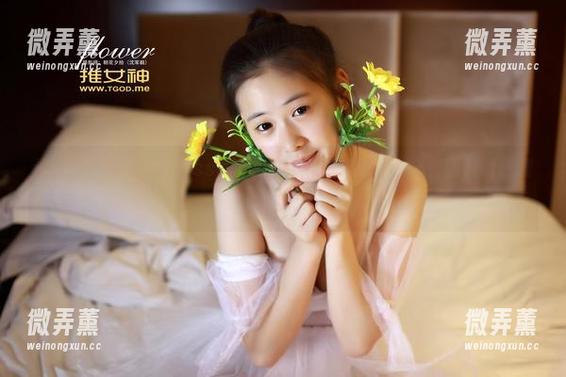 青豆客-梦娜Vanessa 青豆客 - 梦娜Vanessa的温柔,满满是意外,全套图片给我震撼到!