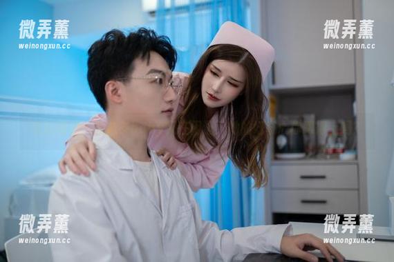 白丝图包：鹿八岁baby又在闲逛，她的好奇心你跟得上吗？
